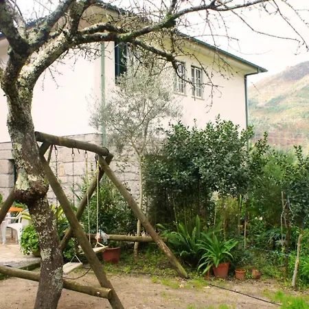 Casa Da Igreja By Casas *