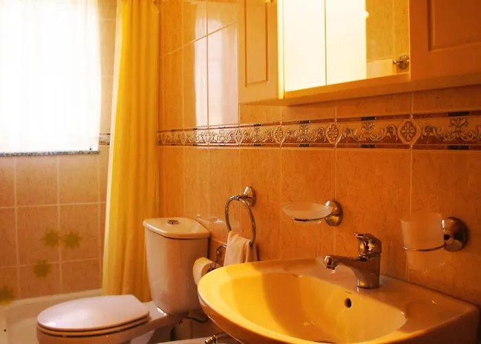 Casa Da Igreja By Casas Geres