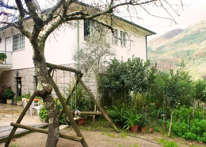 Casa Da Igreja By Casas *